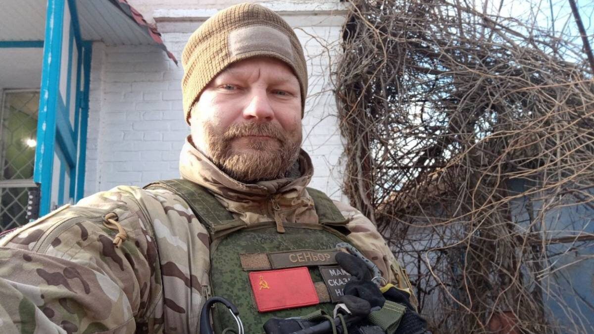    Старший сержант Дмитрий Трофимов с позывным «Сеньор» уверен, что на фронте без юмора никак / Фото: Из личного архива