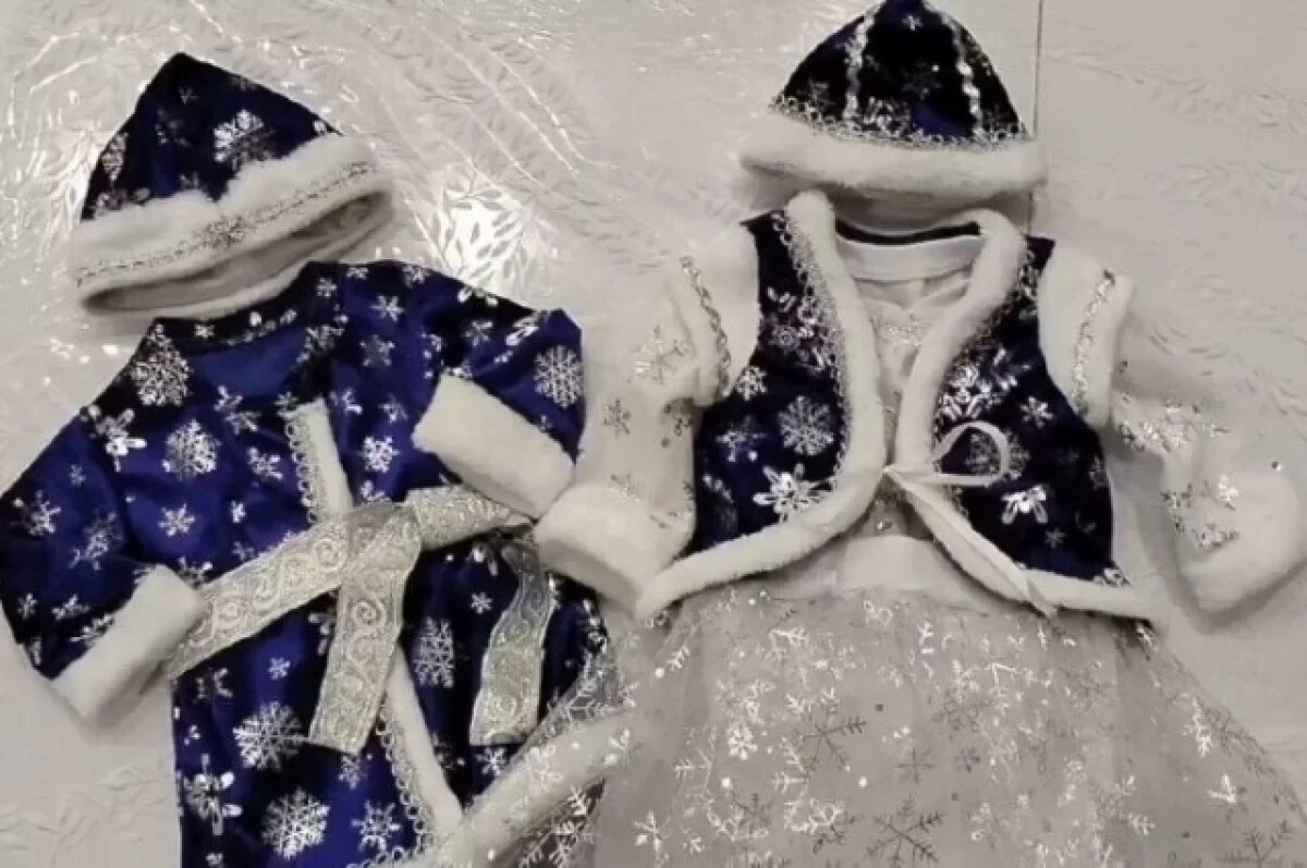    Рязанских младенцев выписали в костюмах Деда Мороза и Снегурочки