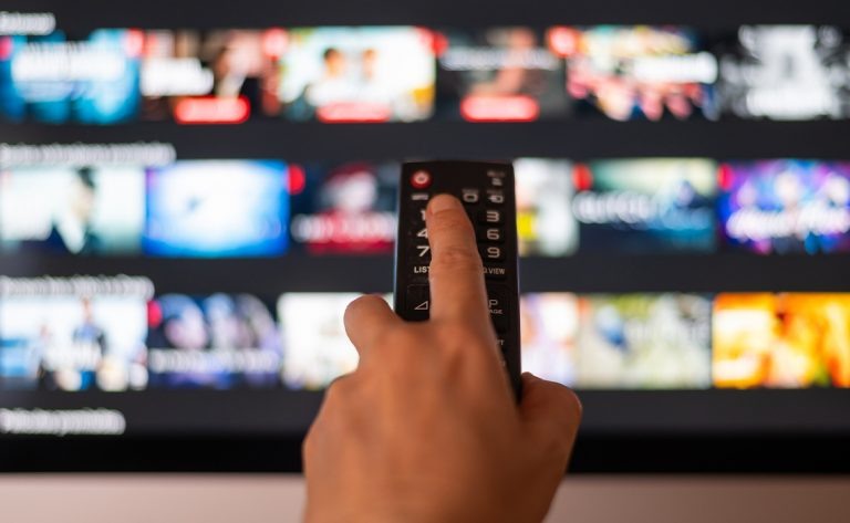    Оренбуржцы на каникулах вместо спорта и прогулок выбрали гаджеты и сериалы Оренбуржье