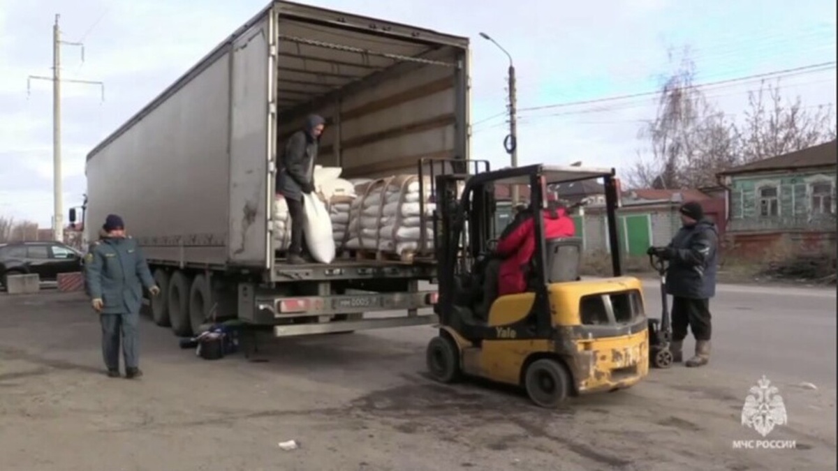    Курская область: доставка гуманитарных грузов продолжается