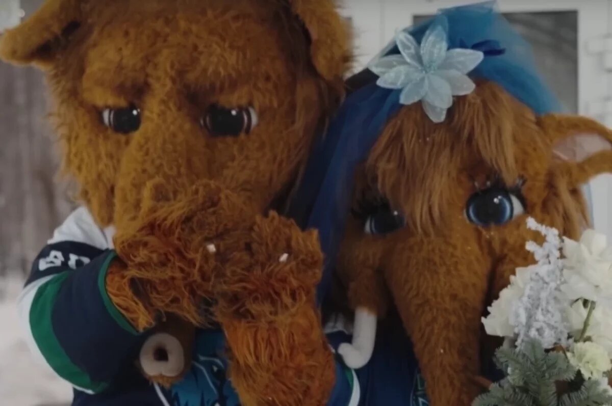    Церемонию провели в ЗАГСе Ханты-Мансийска.