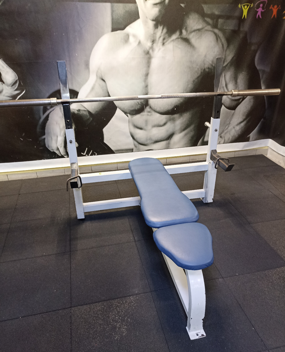 Скамья для жима лёжа. 