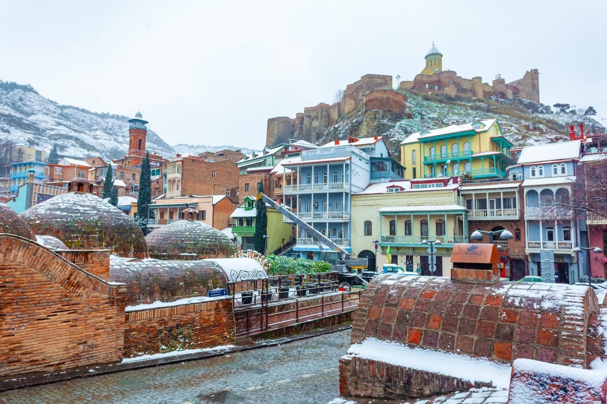 Серные бани в Тбилиси