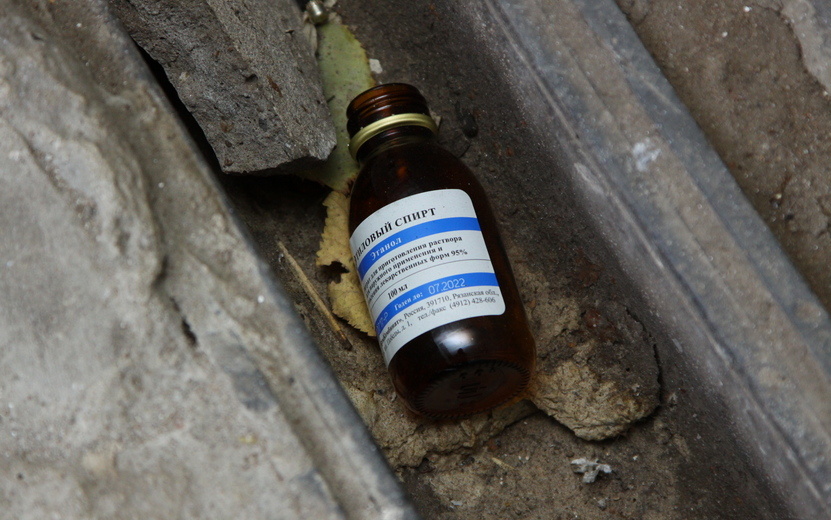    Более 180 жителей Удмуртии умерли за год от отравления спиртным