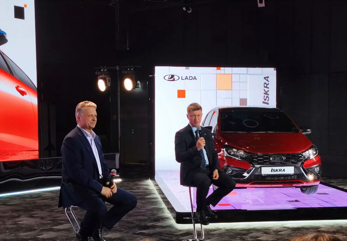    Изображение «На заводе» 