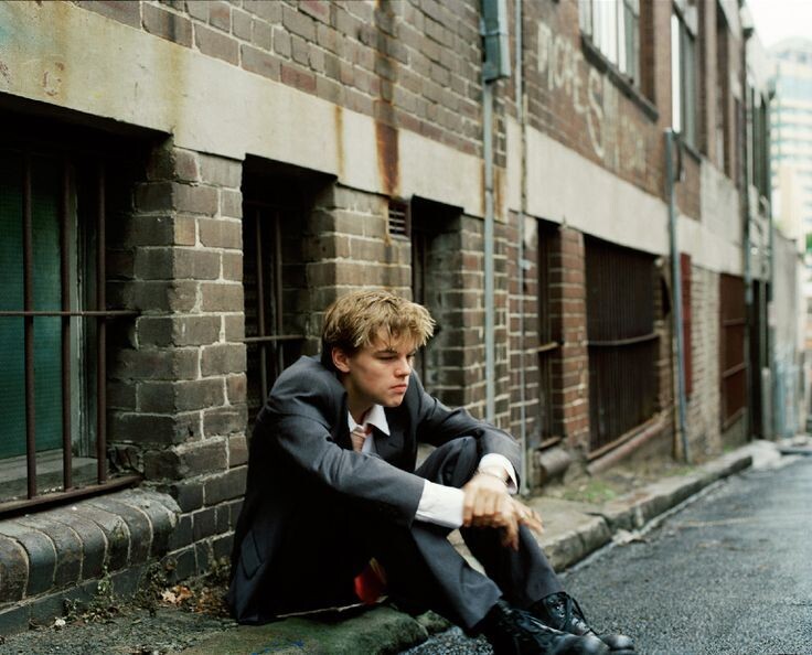 looking for that happiness 0_0