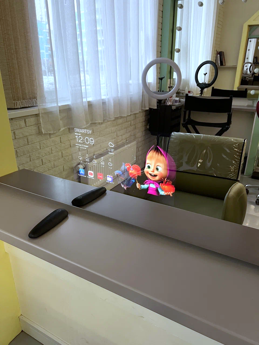 Фото: https://pikabu.ru/story/umnyie_zerkala_smartsy_v_salone_krasotyi_9904999
