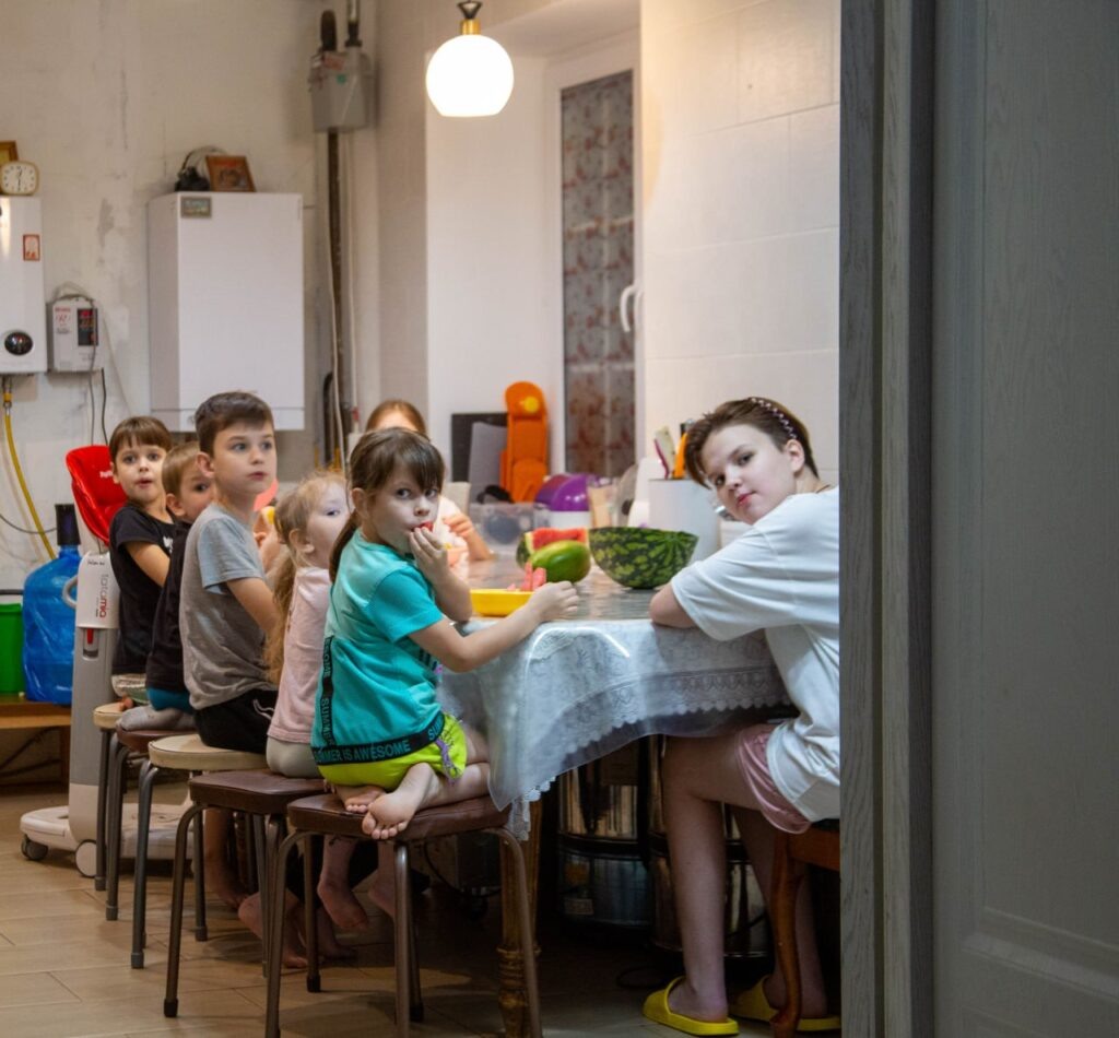  «Я никогда не мечтала быть мамой 12 детей»