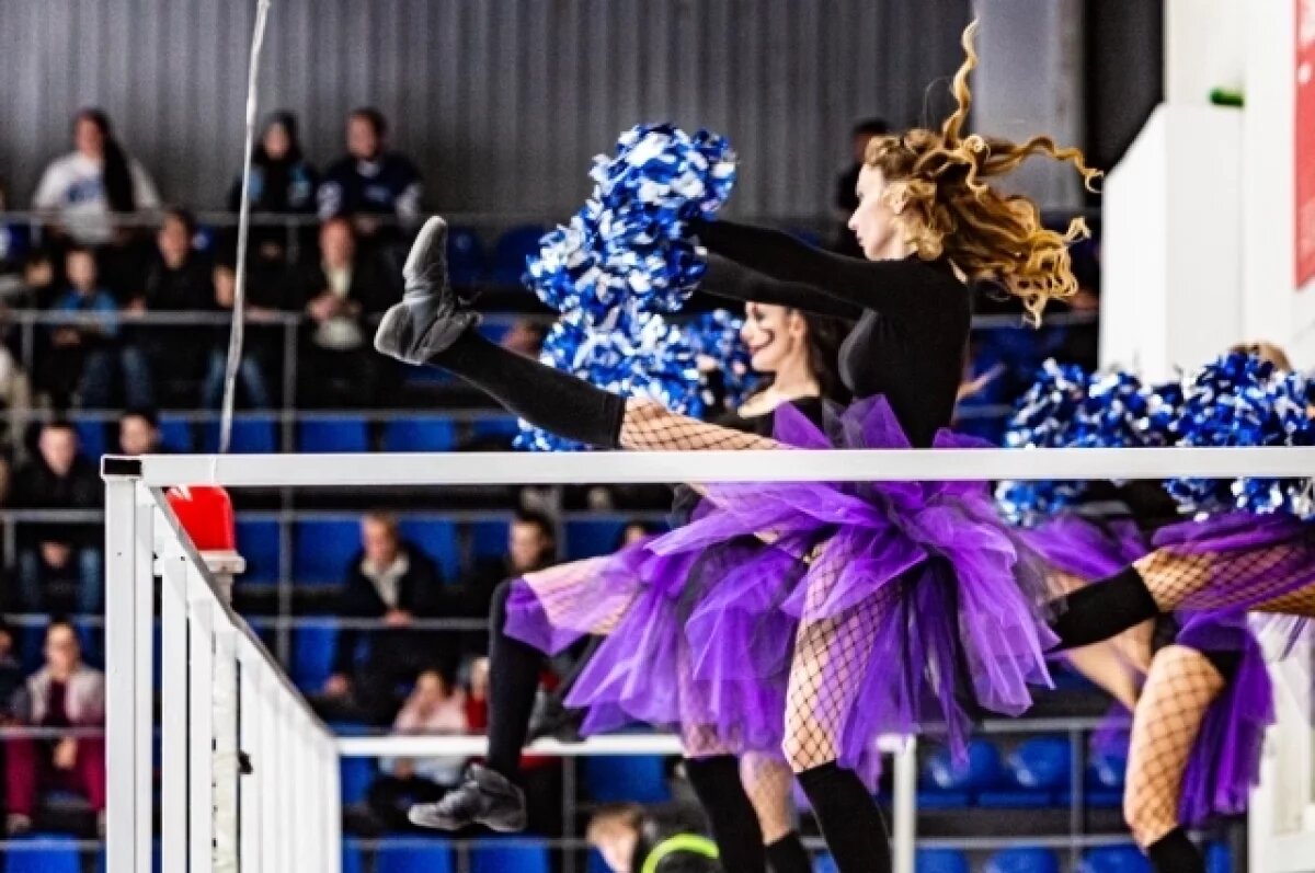    В воронежском СК «Юбилейный» устанавливают первый в регионе медиакуб