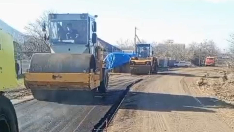    В Минераловодском округе ремонтируют по госпрограмме более 7,5 км дорог Фото: администрация Минераловодского округа