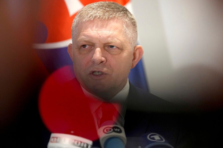    Роберт Фицо / Источник: © AP/TASS