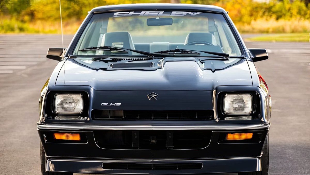 ©Bring a Trailer ©Dodge