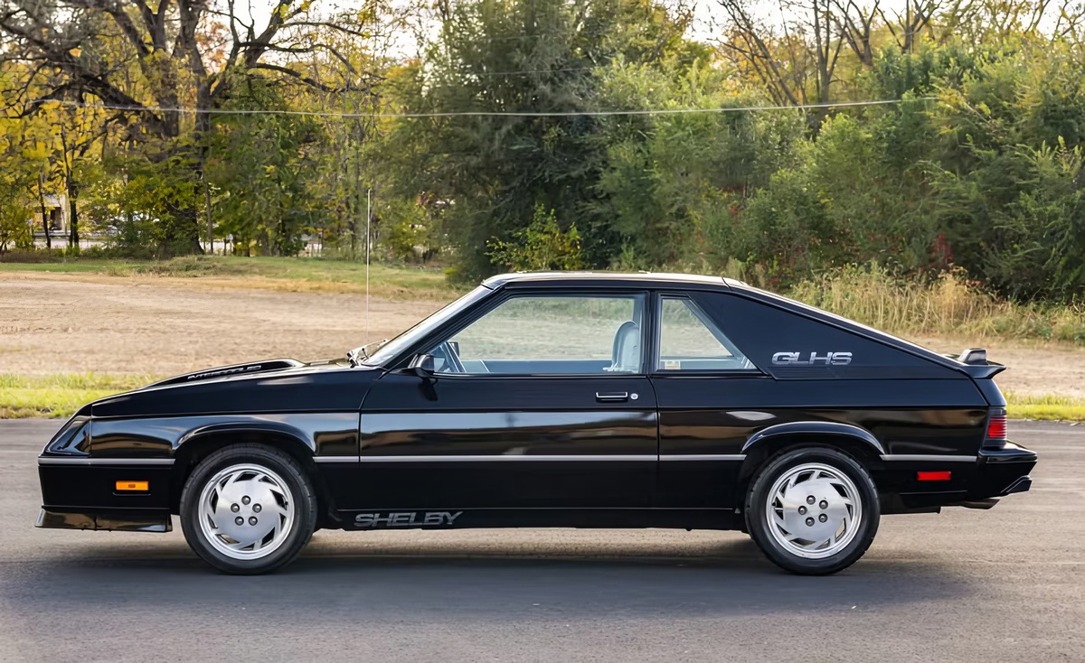 ©Bring a Trailer ©Dodge