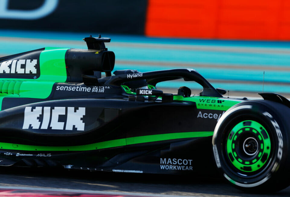    Stake F1 Team MediaHub