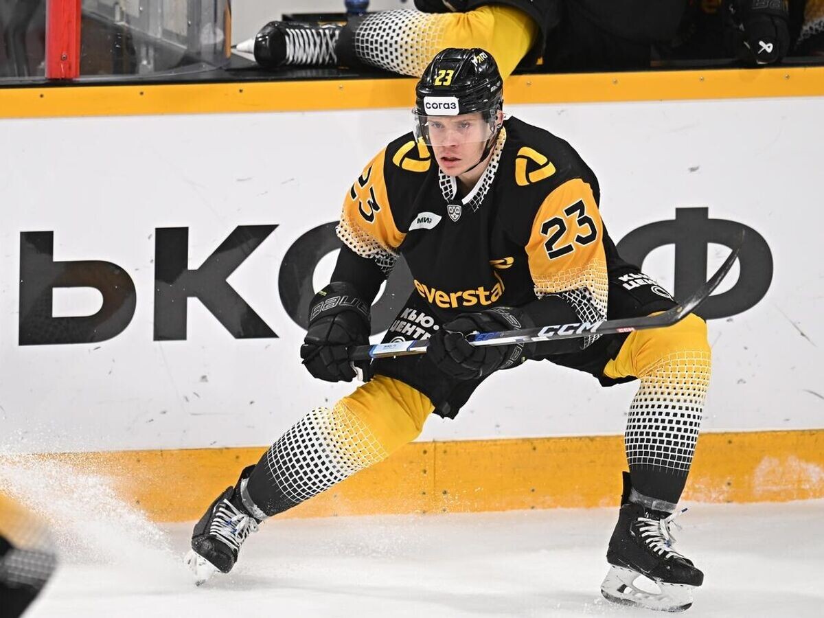    Хоккеист "Северстали" Адам Лишка© Фото : Пресс-служба "Северстали"