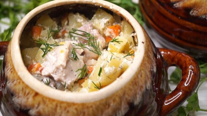Блюдо в горшочке без возни, а вкус как из печи. Самый Ленивый рецепт ужина. Картошка с курицей в горшочках.