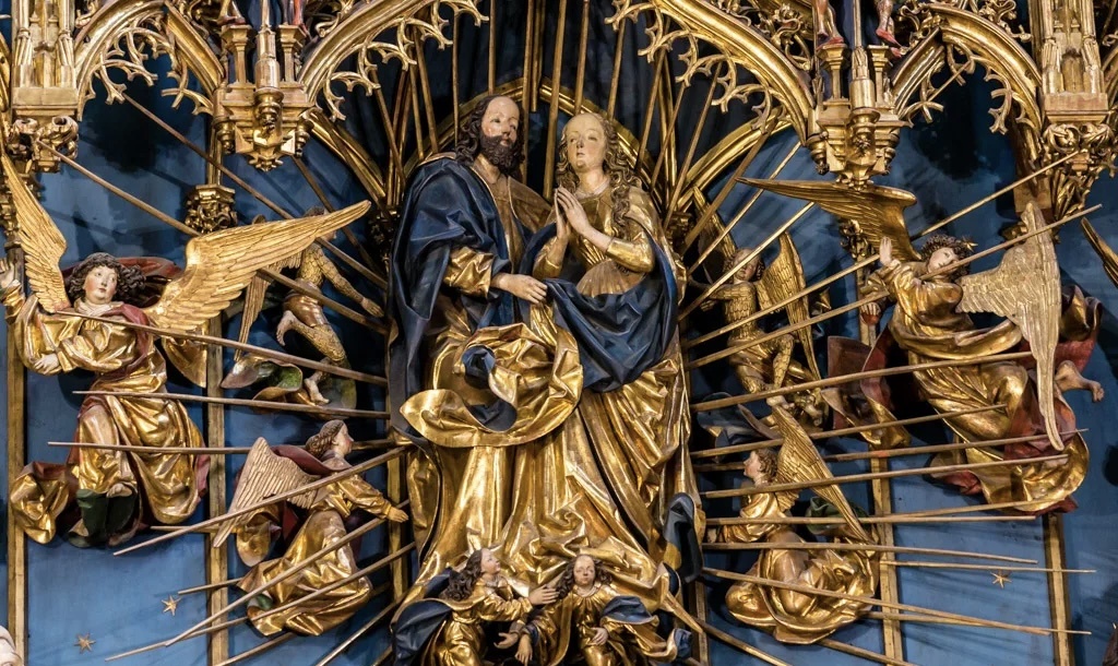 Вит Ствош, Алтарь Вознесения Девы Марии, 1477-1489, дерево, роспись, позолота. Фрагмент центрального панно.