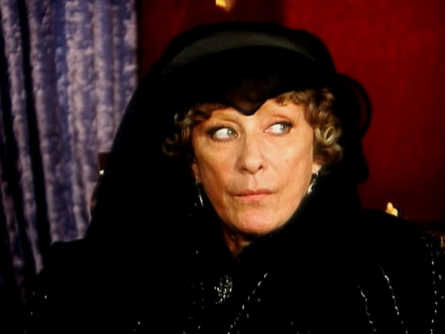 Екатерина Васильева в х\ф «Графиня де Монсоро» (1997)