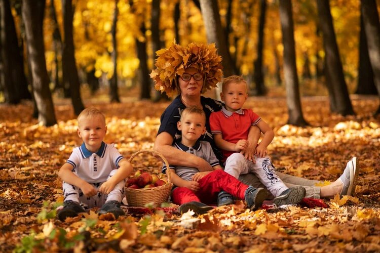 С воспитанием детей помогала бабушка. Фото: предоставлено КП