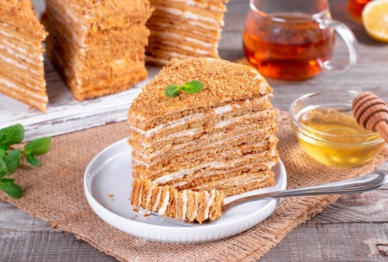    Торт «Рыжик» классический — пошаговый рецепт вкусного десерта с фото