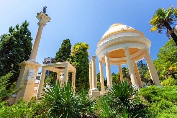 Фото: Telegram/Мэр Сочи Андрей Прошунин  📷
