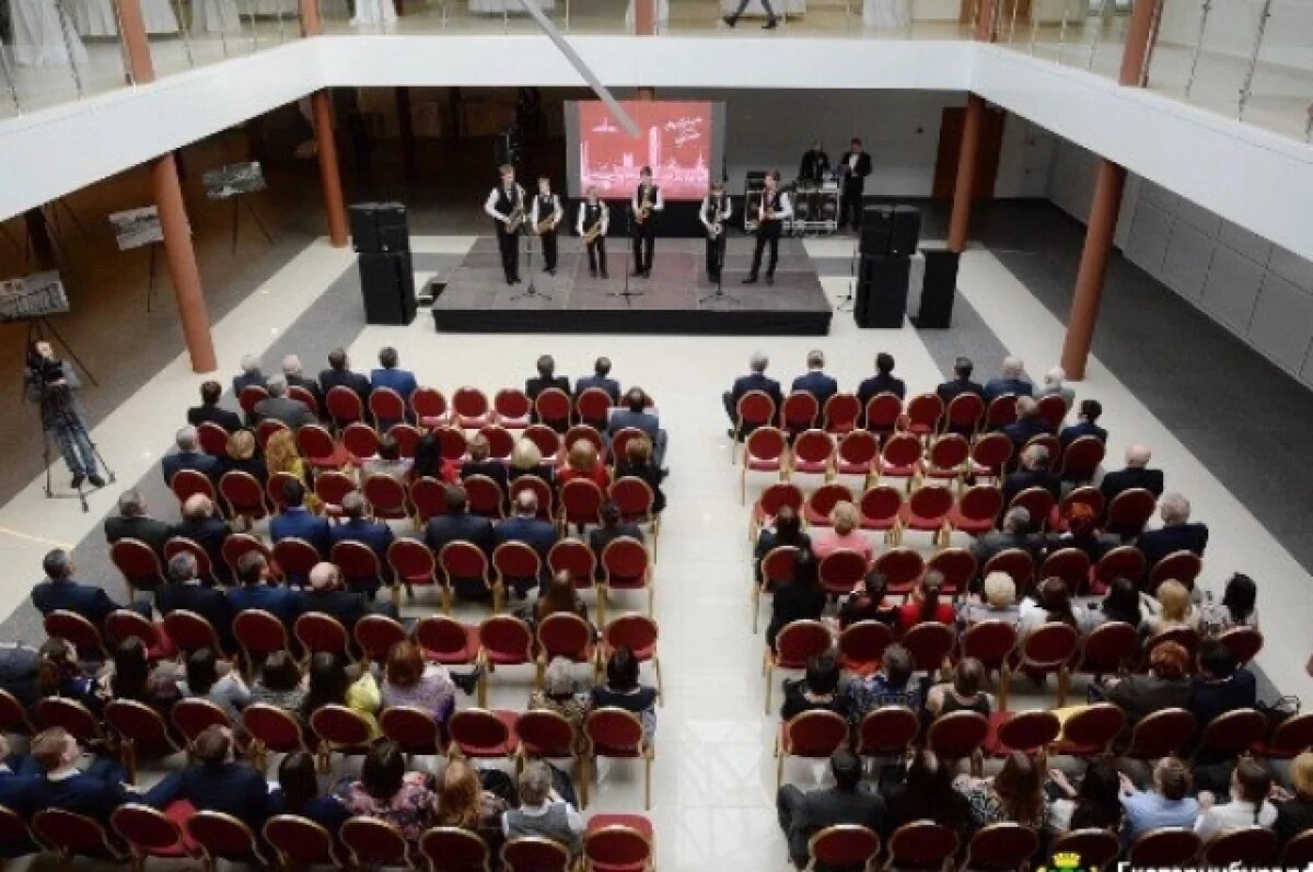    Екатеринбург получит 3,7 млн рублей для музыкальных школ