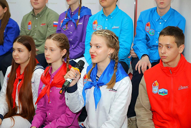 Школьники из Тверской области вошли в число лидеров 15-й смены «Артека»