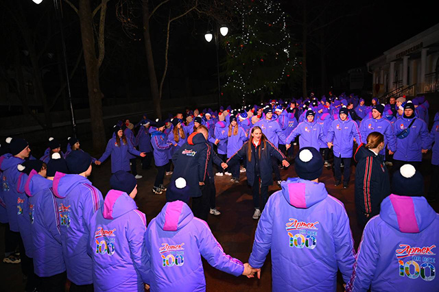 Школьники из Тверской области вошли в число лидеров 15-й смены «Артека»