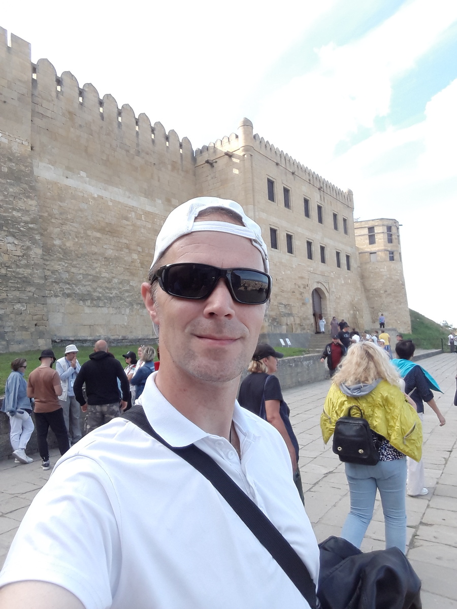 Нарын Кала крепость построенная персами.