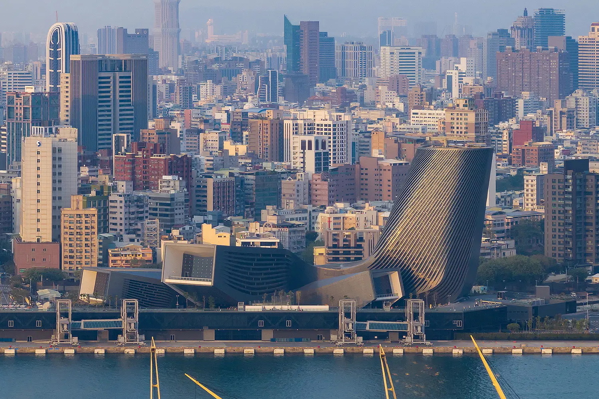 Project: Kaohsiung Port Terminal | Architecture: Reiser+Umemoto, RUR Architecture DPC | Geo: Kaohsiung, TW