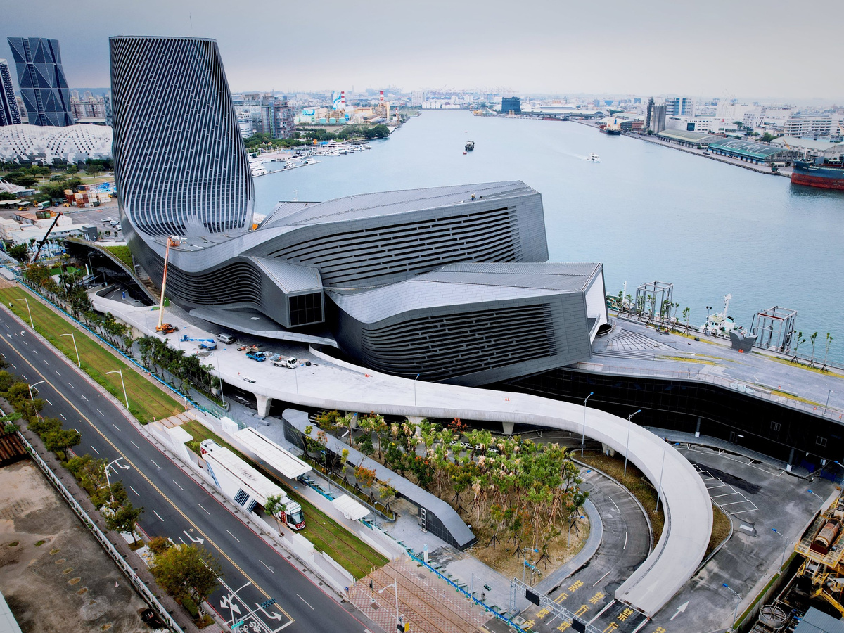 Project: Kaohsiung Port Terminal | Architecture: Reiser+Umemoto, RUR Architecture DPC | Geo: Kaohsiung, TW