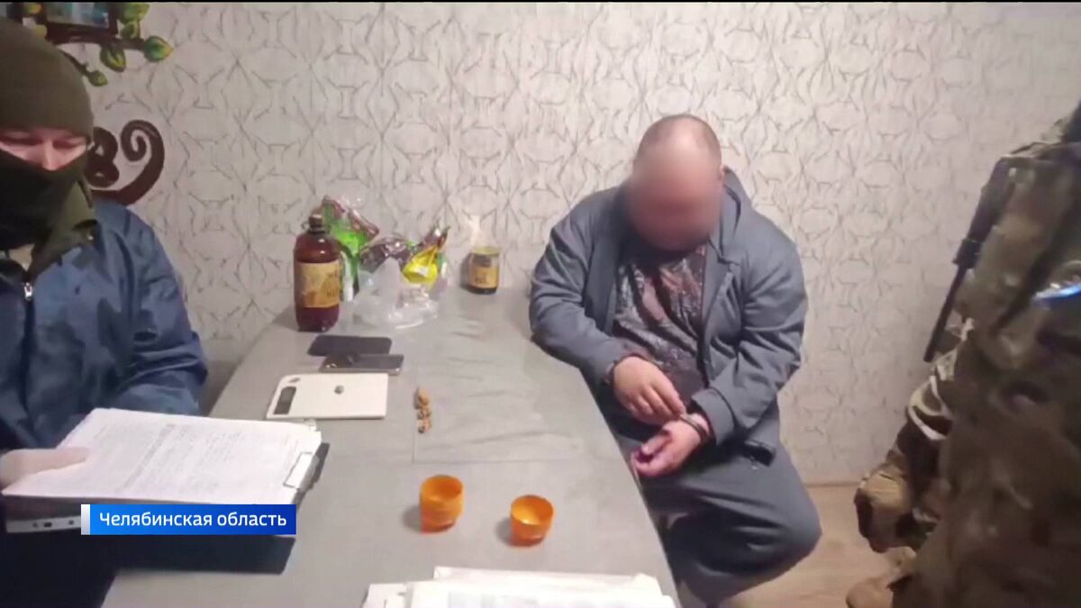    Где копал и где прятал: в Башкирии сотрудники ФСБ нагрянули в дом золотого магната