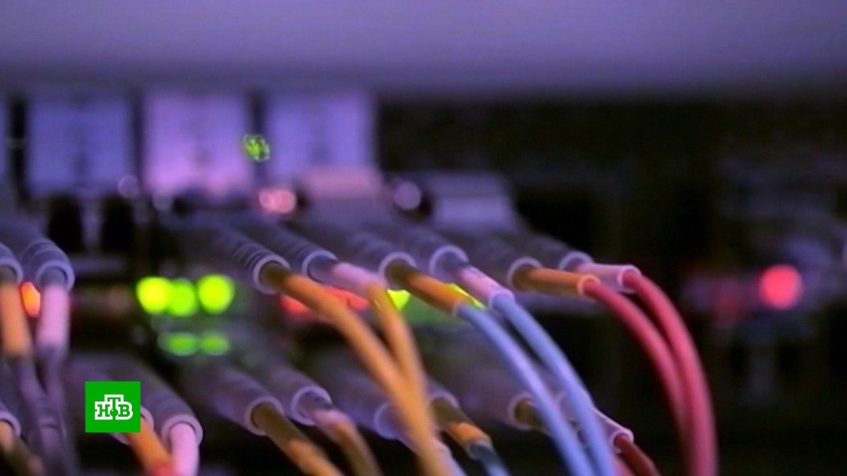    Обрыв магистрального кабеля вызвал проблемы с интернетом в 21 регионе России