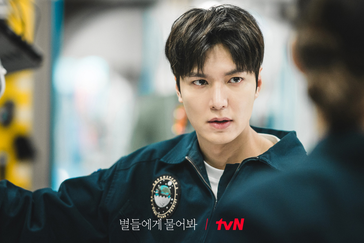 Думаешь, не похож на космонавта? 