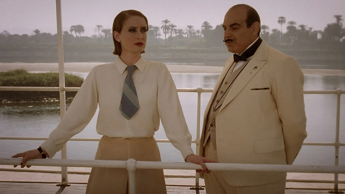 Фрагмент "Пуаро Агаты Кристи", 9 сезон, 3 серия «Смерть на Ниле, 1989