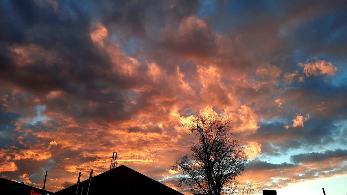 Просто красивый закат из неопубликованных) 