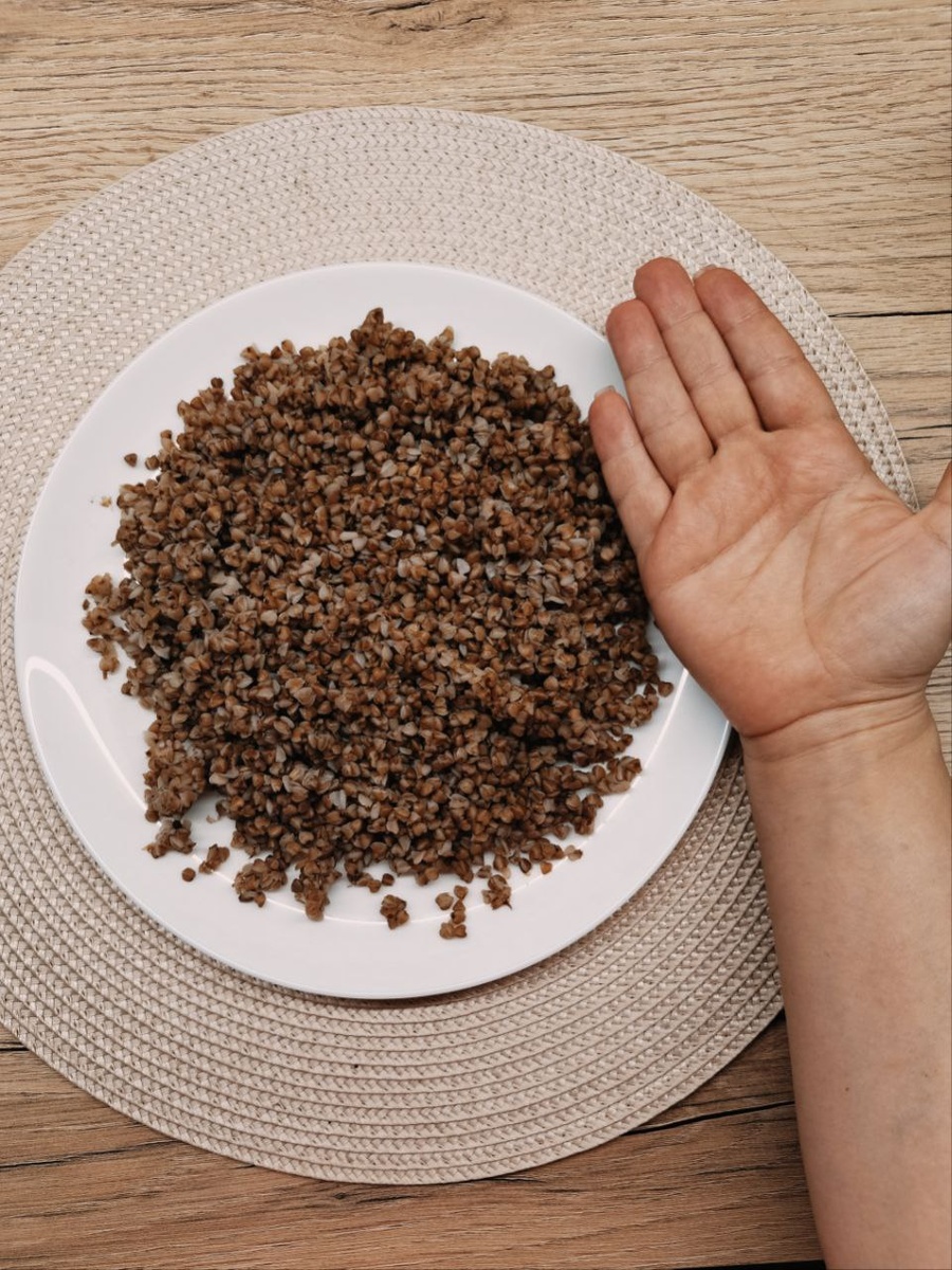 Здесь всё те же ~340 ккал и 70 грамм углеводов