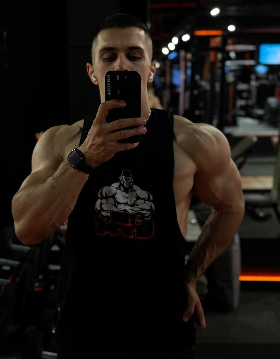 Регулярно занимайтесь и успех не заставит себя ждать.