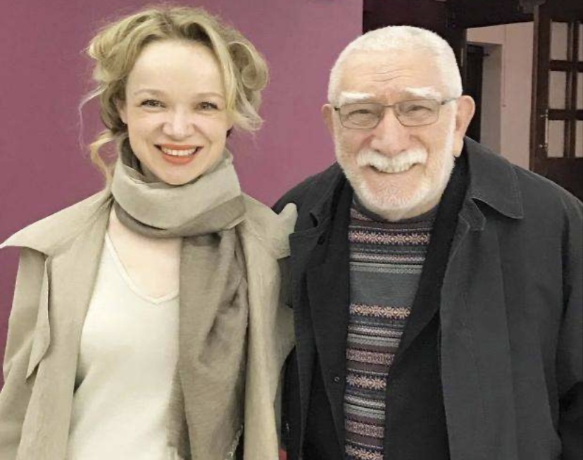 Армен Джигарханян и Виталина Цымбалюк-Романовская