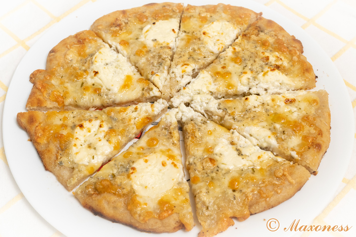 Пицца «Четыре сыра» на закваске