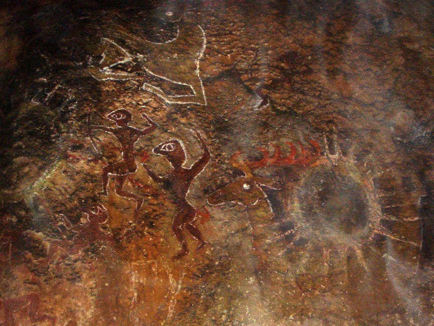 Наскальная "живопись" от наших современников в Холодной пещере.