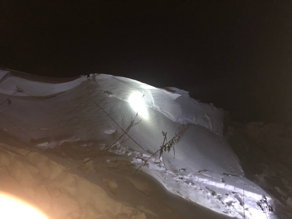     В Шарыповском районе 10-летний мальчик ушел кататься на снежной горке и погиб