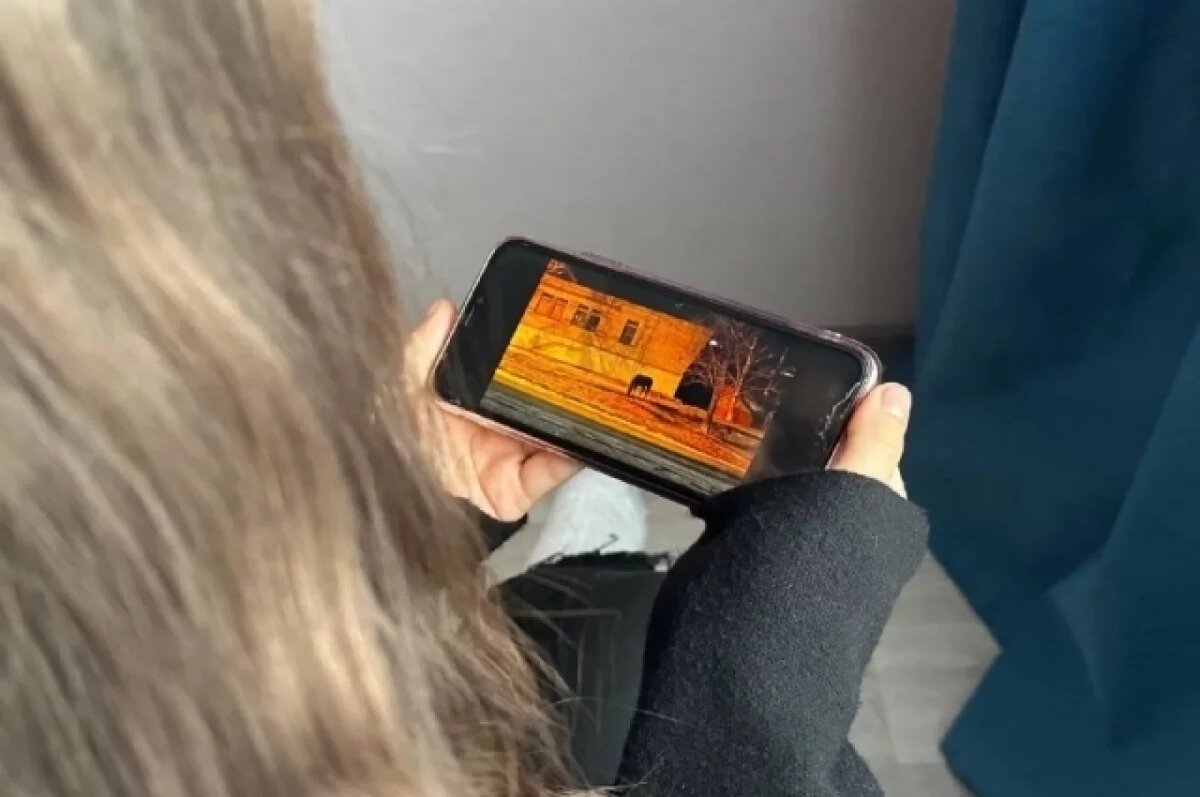    Сейчас владелиц лошади, по слухам, сильно пьян, и лошадь оставлена без присмотра