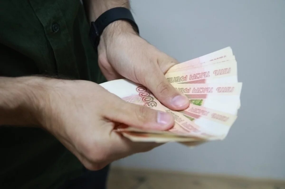    Аналитики рассказали, у кого на Алтае сильнее всего выросла зарплата