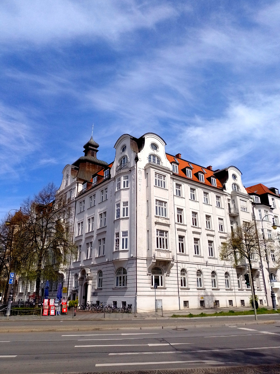 Дом на Принцрегентенплатц 16 ссегодня.