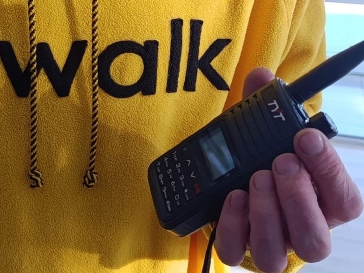     Туристам с детьми на Борусе спасатели из Саяногорска решили выдавать рацию. Фото: Объединённая дирекция заповедника «Саяно-Шушенский» и национального парка «Шушенский бор»