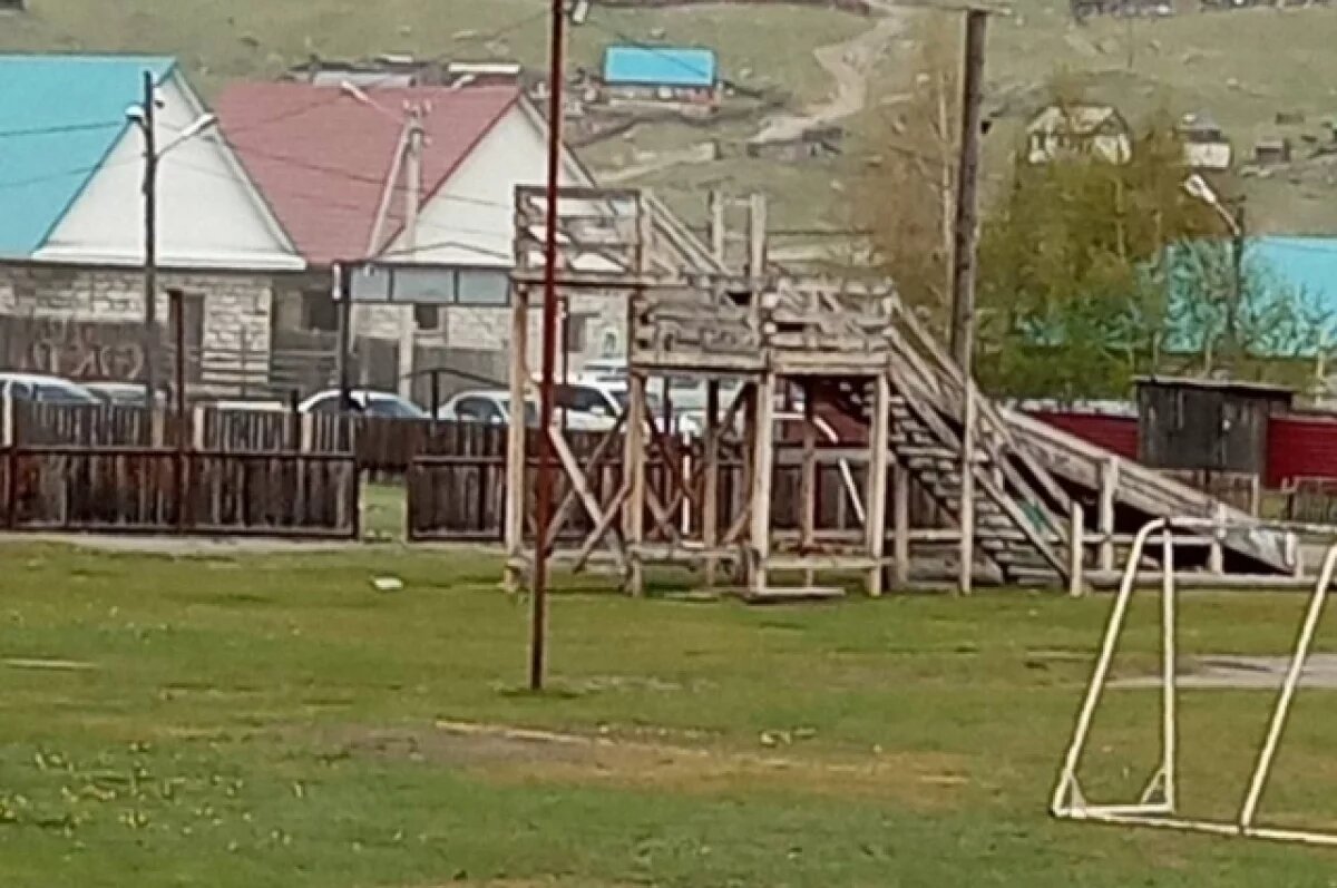    Родители девочки, упавшей с горки в Республике Алтай, получат компенсацию