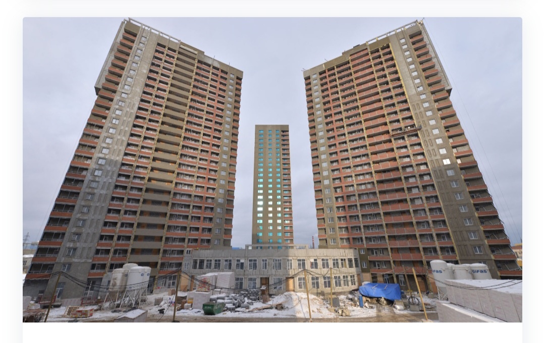 Три башни 24 этажа объединены круговой двухэтажной галереей. 2024г.