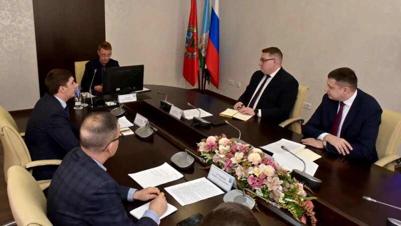     Совещание по благоустройству общественных территорий в Барнауле в 2025 году. Фото предоставлено пресс-службой Администрации Барнаула.