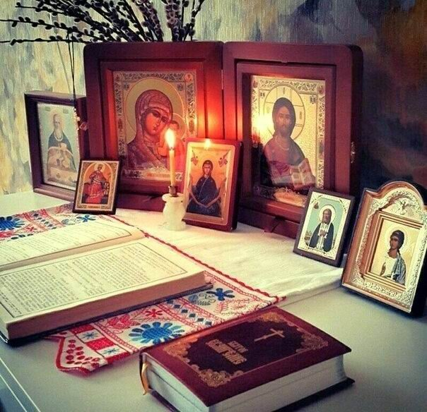 По ссылке сильная молитва, которая поможет в трудную минуту https://t.me/prav_prazdnik/560.